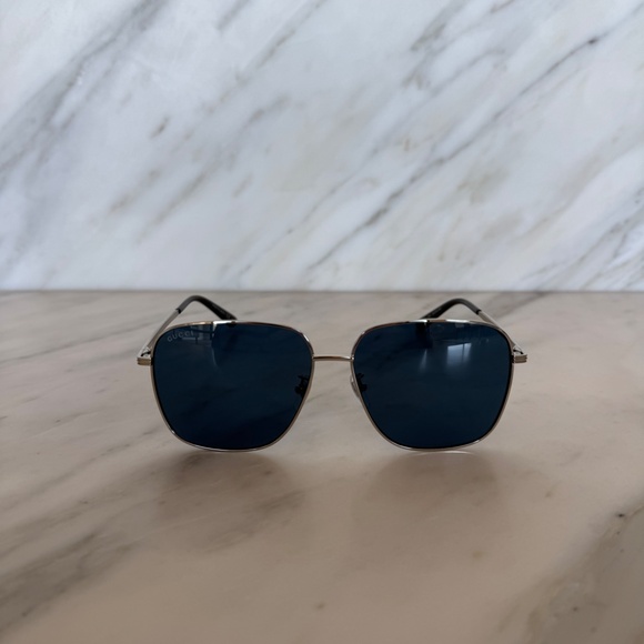 Gucci Metal Square Sunglasses (Lightly Used, Excellent Condition) - Picture 4 of 6